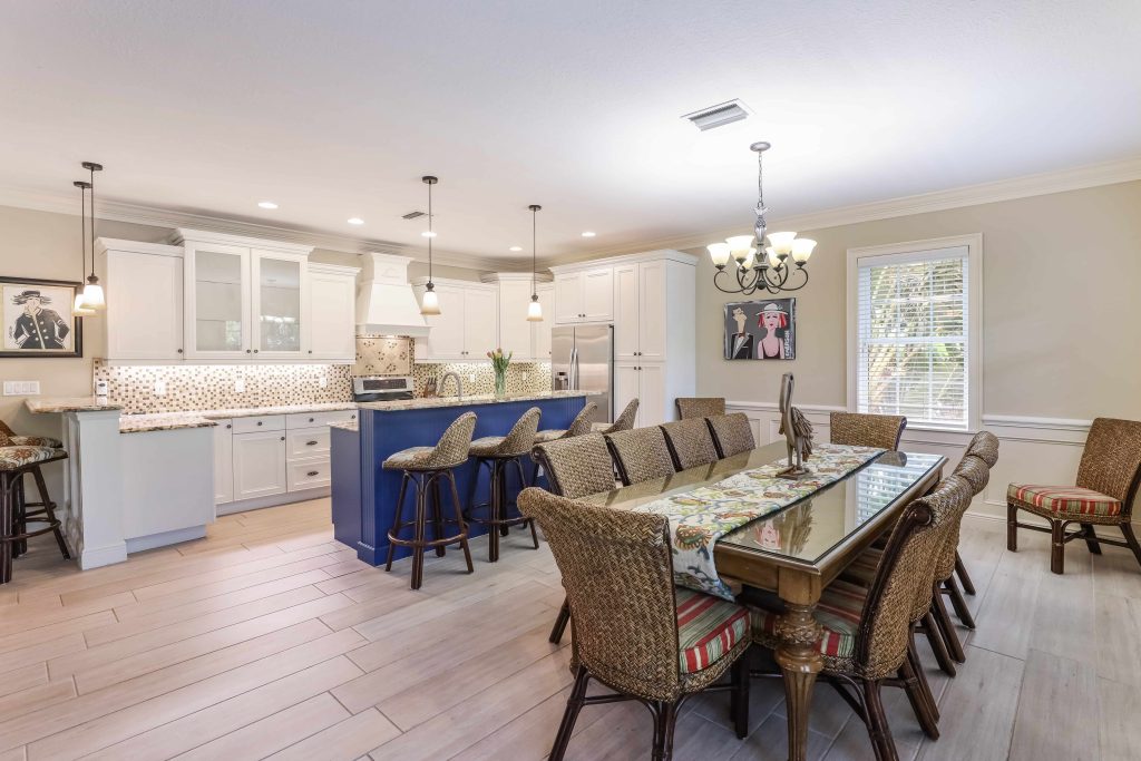 202 Dining Kitchen 1